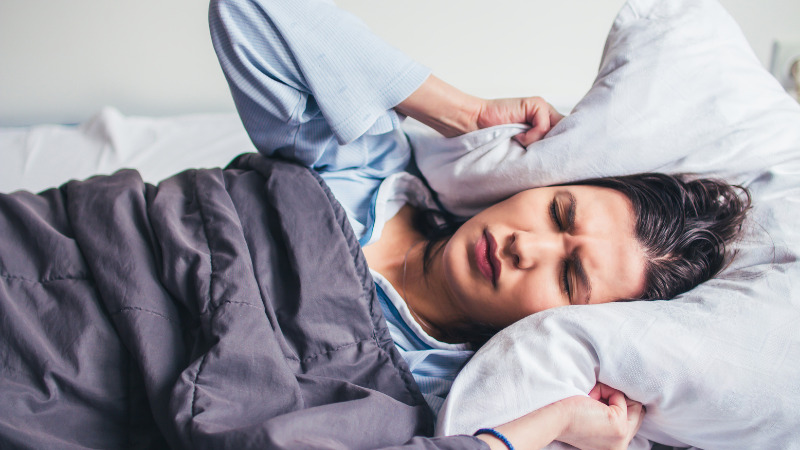 夜眠れないときは何科を受診すればいい?