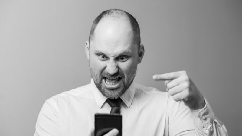 他人に攻撃的になってしまう理由